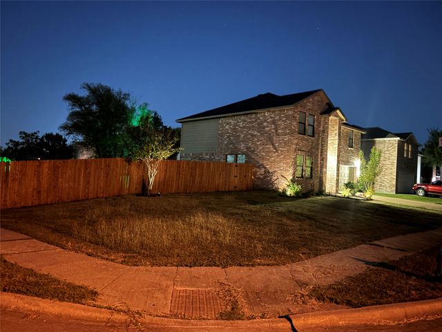 1110 Chilton Drive, Wylie, TX 75098