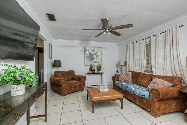 6206 NW 27TH TERRACE, Gainesville, FL 32653
