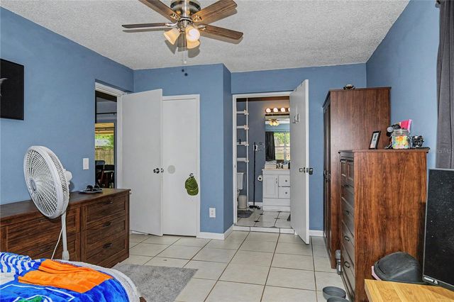 6206 NW 27TH TERRACE, Gainesville, FL 32653