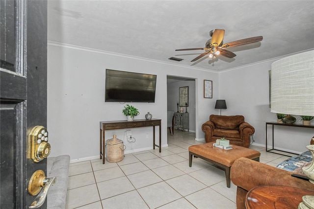 6206 NW 27TH TERRACE, Gainesville, FL 32653
