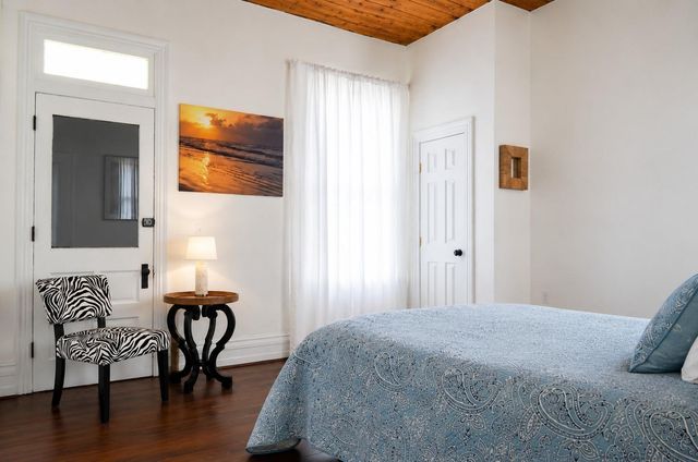 1624 Avenue K, Galveston, TX 77550