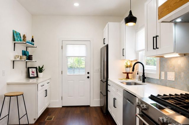 1624 Avenue K, Galveston, TX 77550