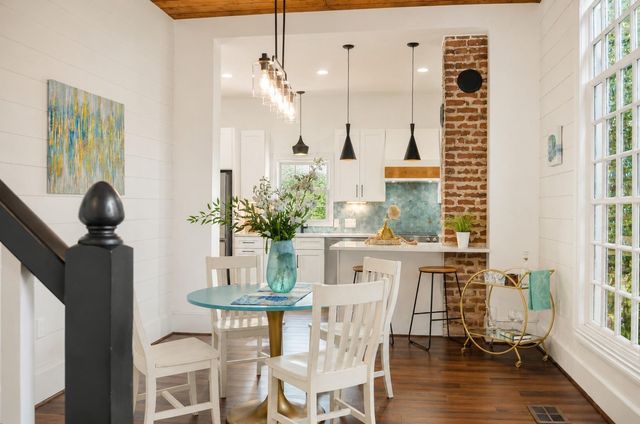 1624 Avenue K, Galveston, TX 77550