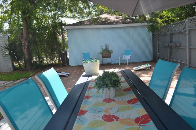1624 Avenue K, Galveston, TX 77550