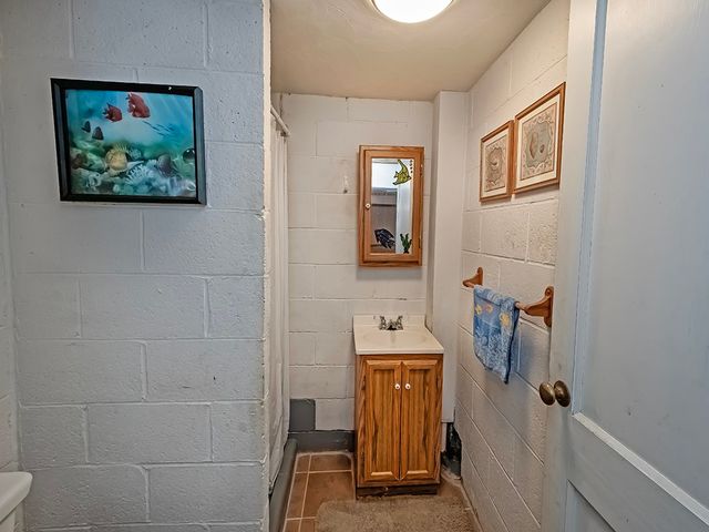 1 Westwood Drive, Hempfield Twp, PA 15644