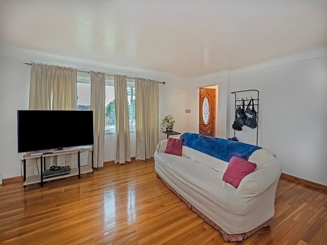 1 Westwood Drive, Hempfield Twp, PA 15644