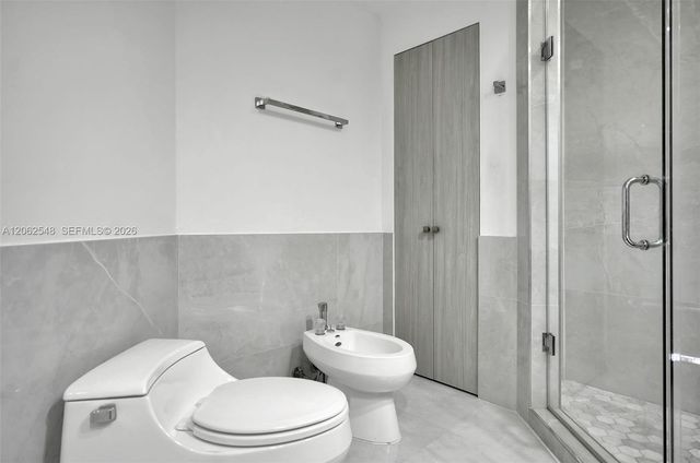 808 Brickell Key Dr 3007, Miami, FL 33131