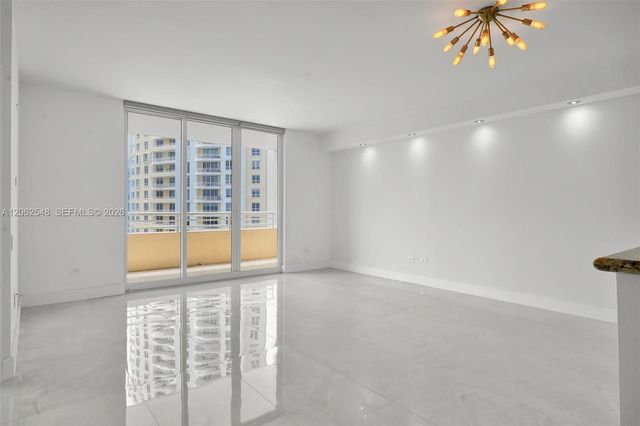 808 Brickell Key Dr 3007, Miami, FL 33131