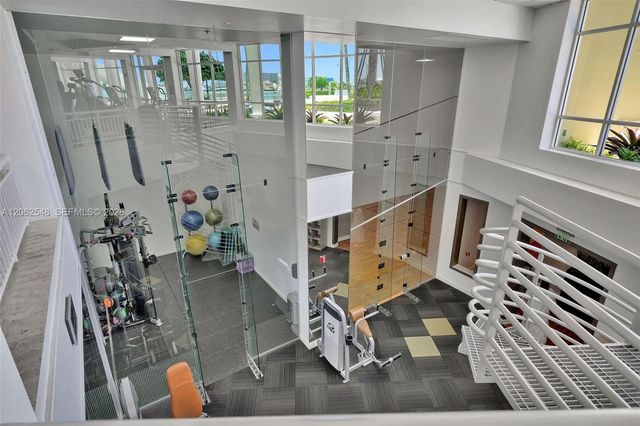 808 Brickell Key Dr 3007, Miami, FL 33131