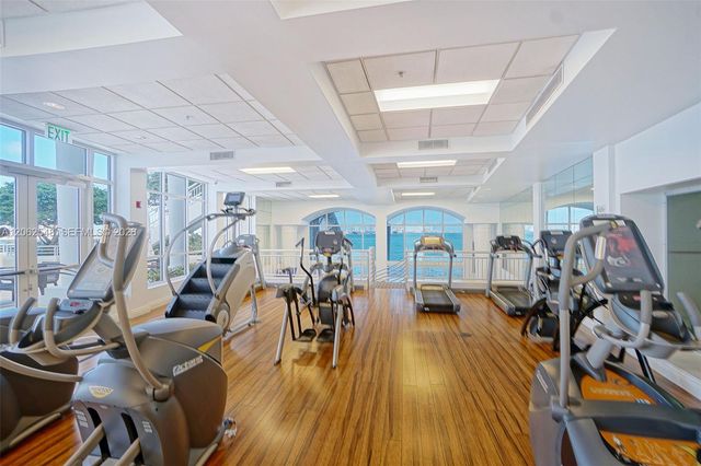 808 Brickell Key Dr 3007, Miami, FL 33131