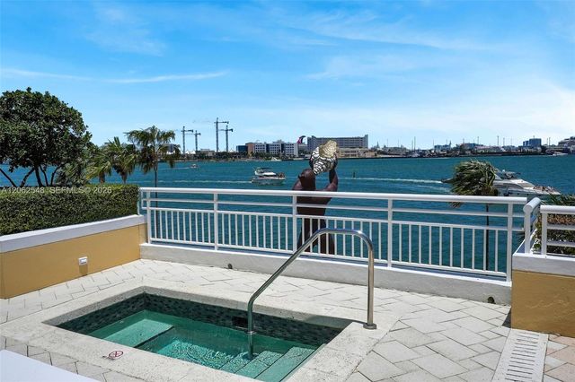 808 Brickell Key Dr 3007, Miami, FL 33131