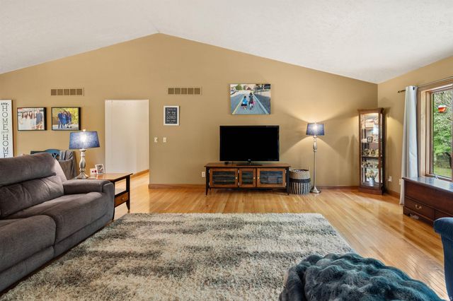 9334 E 200 N, Lafayette, IN 47905