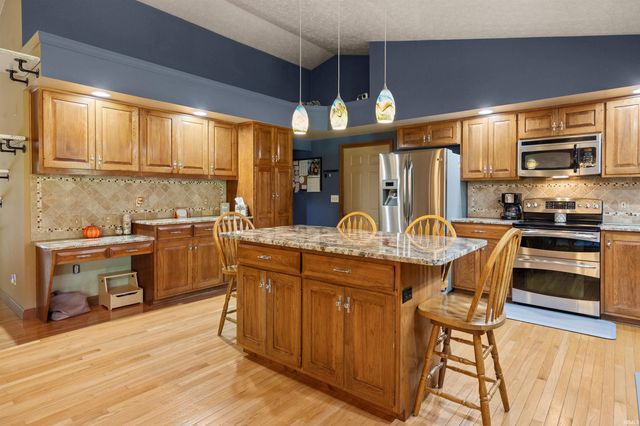 9334 E 200 N, Lafayette, IN 47905