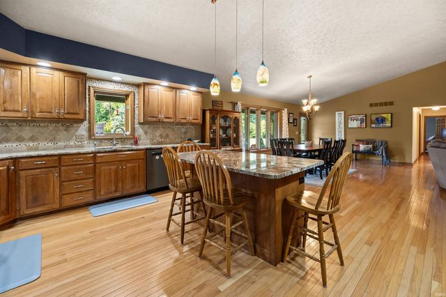 9334 E 200 N, Lafayette, IN 47905