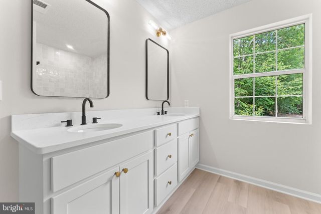 74 ELEY RD, Fredericksburg, VA 22406