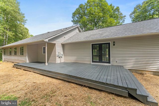 74 ELEY RD, Fredericksburg, VA 22406