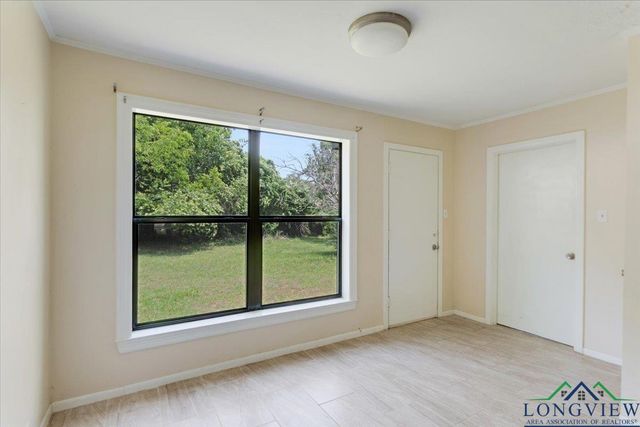104 Mackinnon, Mount Pleasant, TX 75455