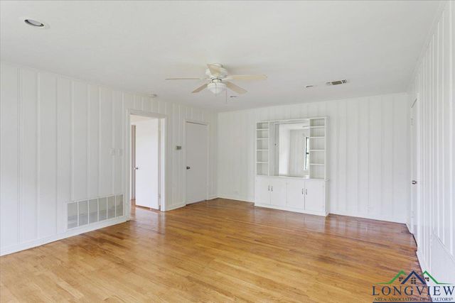 104 Mackinnon, Mount Pleasant, TX 75455