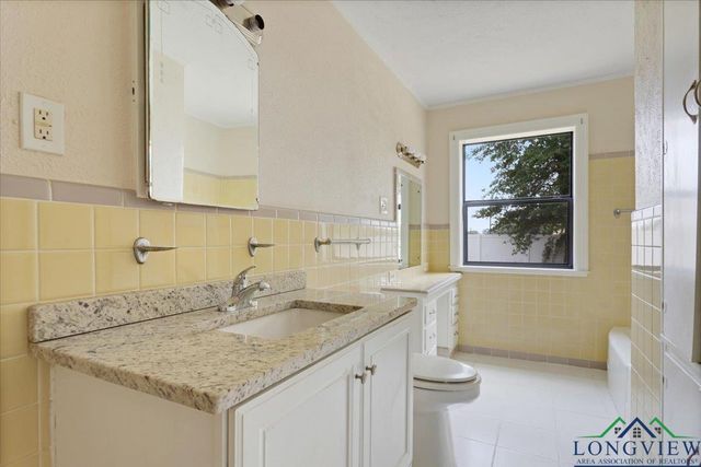 104 Mackinnon, Mount Pleasant, TX 75455