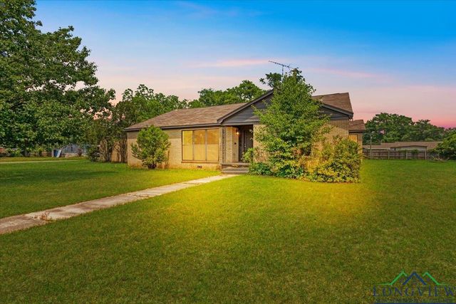 104 Mackinnon, Mount Pleasant, TX 75455