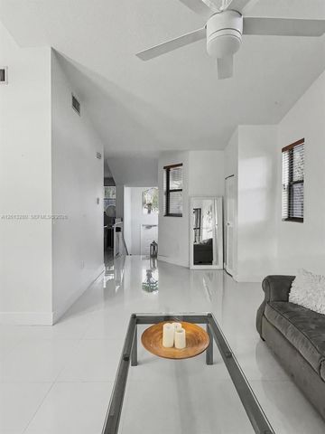 15533 N Miami Lakeway N 201, Miami Lakes, FL 33014
