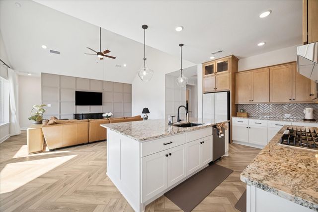 9918 Hunters Run Drive, Missouri City, TX 77459