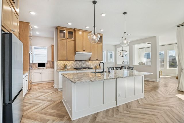 9918 Hunters Run Drive, Missouri City, TX 77459