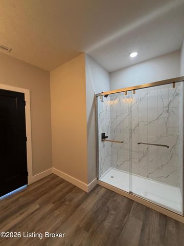 33 Gordon Dr, Ekron, KY 40117