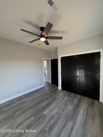 33 Gordon Dr, Ekron, KY 40117