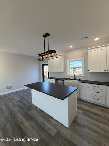 33 Gordon Dr, Ekron, KY 40117