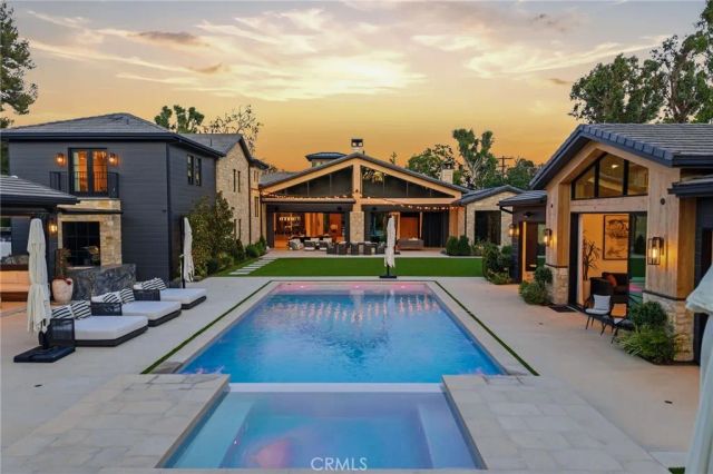 5241 Twin Oaks, Hidden Hills, CA 91302