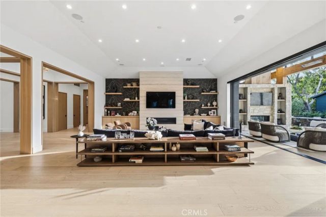 5241 Twin Oaks, Hidden Hills, CA 91302