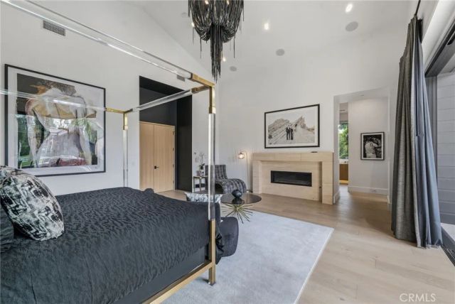 5241 Twin Oaks, Hidden Hills, CA 91302