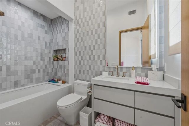 5241 Twin Oaks, Hidden Hills, CA 91302