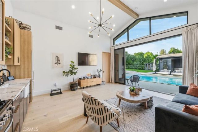 5241 Twin Oaks, Hidden Hills, CA 91302