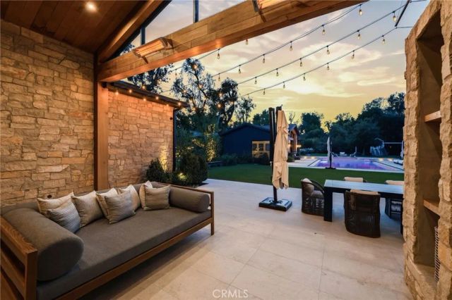 5241 Twin Oaks, Hidden Hills, CA 91302