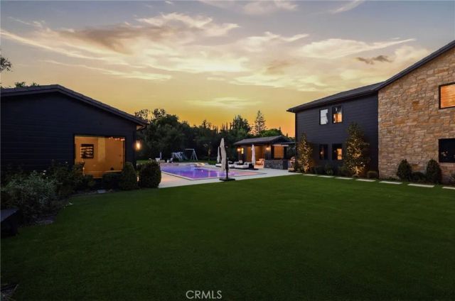 5241 Twin Oaks, Hidden Hills, CA 91302