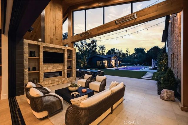 5241 Twin Oaks, Hidden Hills, CA 91302