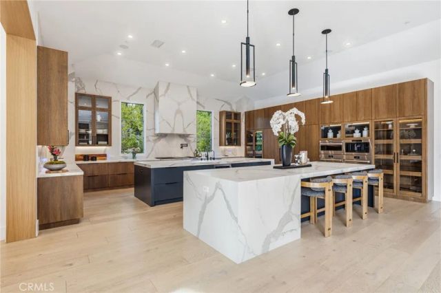 5241 Twin Oaks, Hidden Hills, CA 91302