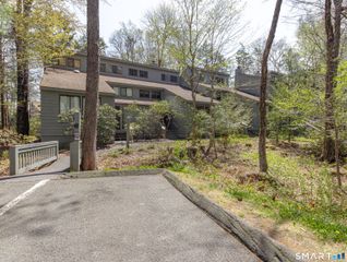 127 Old Farms Road 127, Torrington, CT 06790