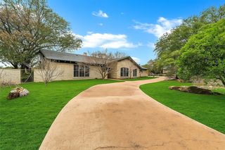26 Bounty Road E, Benbrook, TX 76132