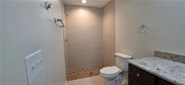 1101 Gleason PKWY, Cape Coral, FL 33914