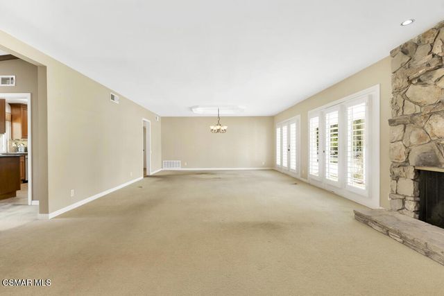 20325 Hiawatha Street, Chatsworth, CA 91311