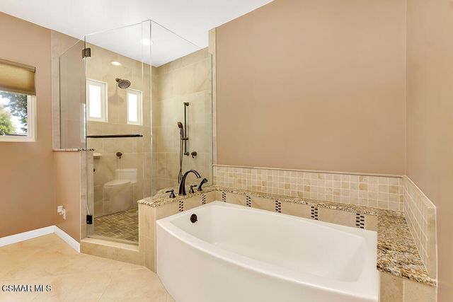 20325 Hiawatha Street, Chatsworth, CA 91311