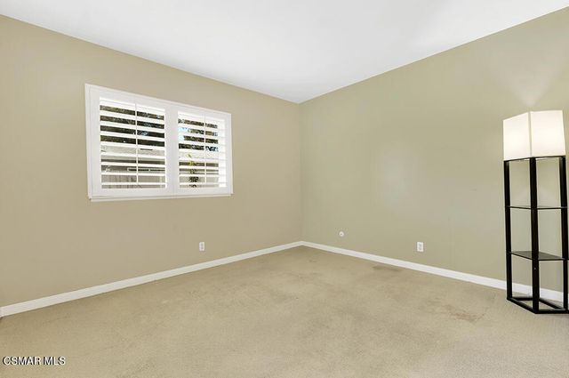 20325 Hiawatha Street, Chatsworth, CA 91311
