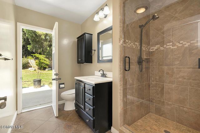 20325 Hiawatha Street, Chatsworth, CA 91311