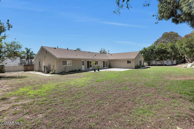 20325 Hiawatha Street, Chatsworth, CA 91311