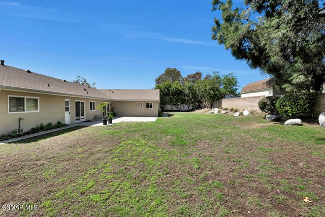 20325 Hiawatha Street, Chatsworth, CA 91311