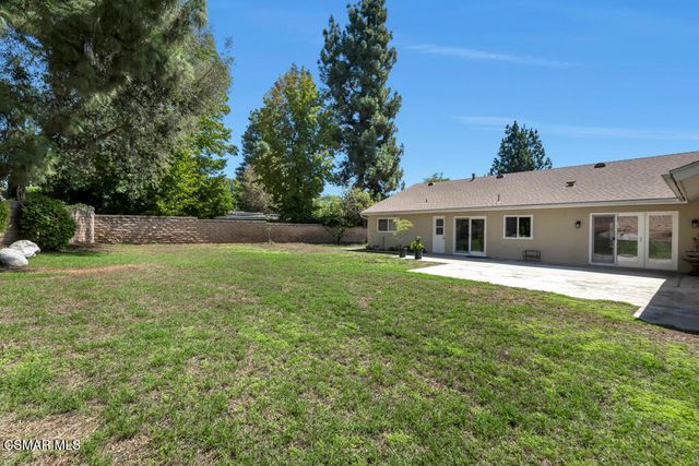 20325 Hiawatha Street, Chatsworth, CA 91311