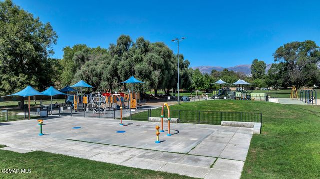 20325 Hiawatha Street, Chatsworth, CA 91311